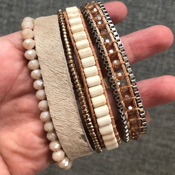 Victoria Emerason Bracelet - Picture 1 of 9